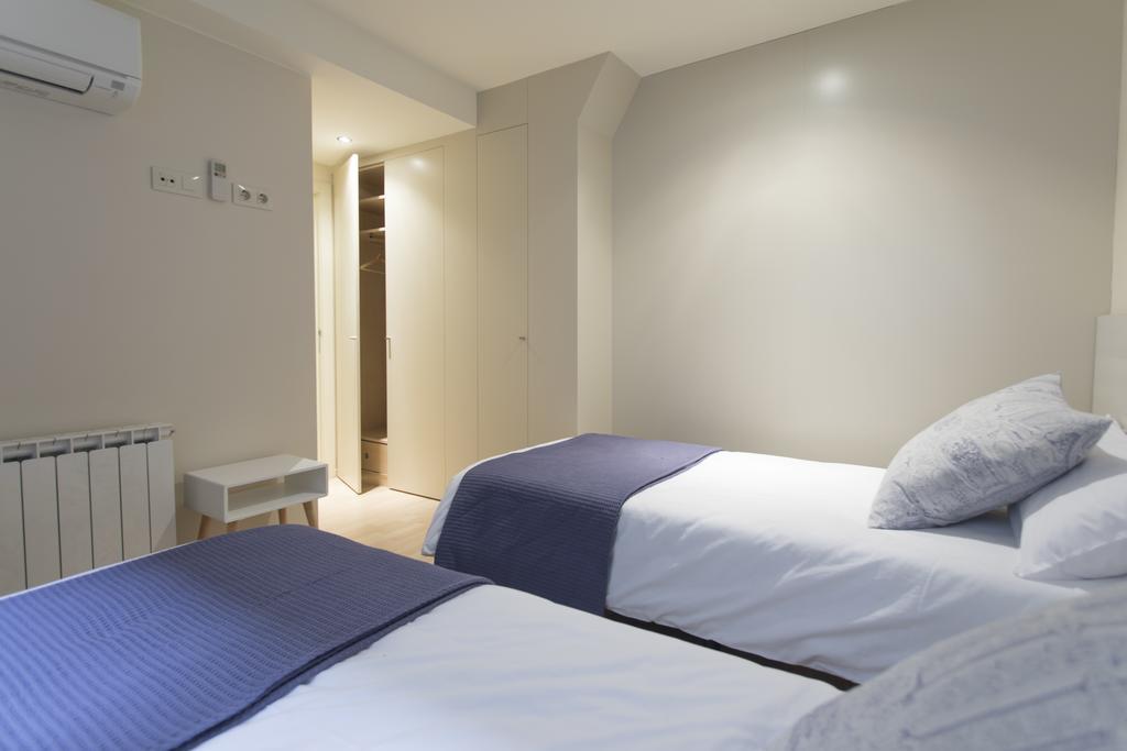 Bravissimo Cort Reial-1B Lägenhet Girona Exteriör bild